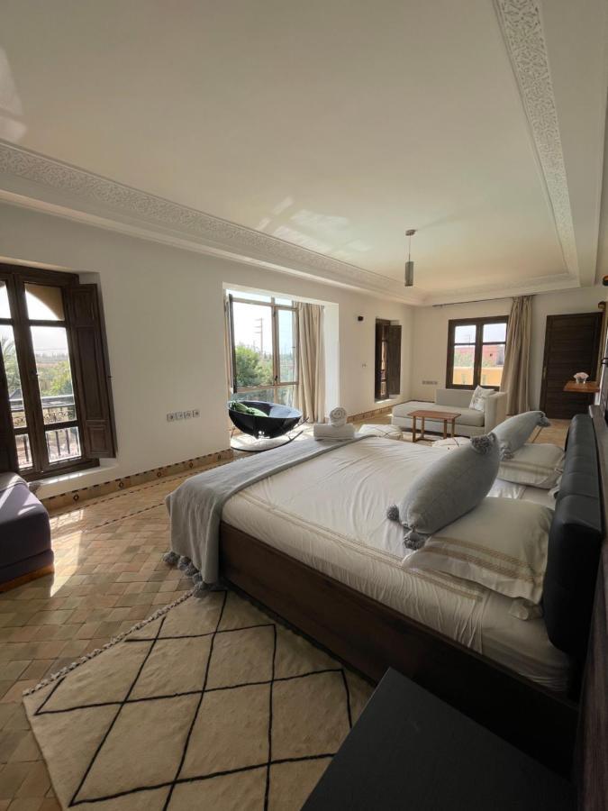 Le 13 ème Ryad ( 6suites avec 7 sdb) Villa *